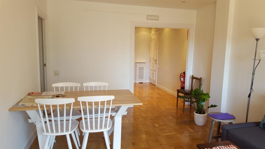 Apartamento Vuelta Del Castillo Pamplona Exterior photo